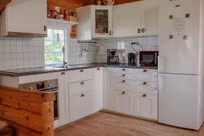 Cozy fully-equipped cottage 18 km from central Umeå - Image 4