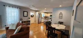 Peaceful 2-bedroom town house with fireplace - Image 3