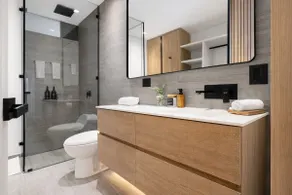 Private Jacuzzi & A/C · Poblado · Prime Location - Image 5