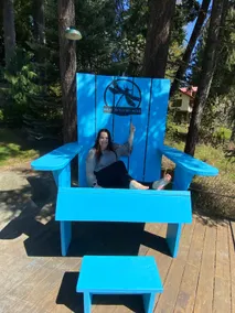 Dragonfly Retreat – Scenic Lakeside Guest Accommodation Near Nanaimo River - Image 2