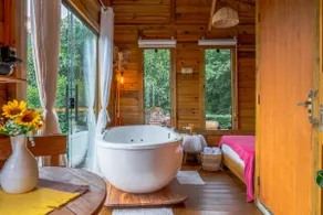 Wooden House with Hot Tub and Mountain View - Image 2