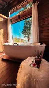 Wooden House with Hot Tub and Mountain View - Image 4