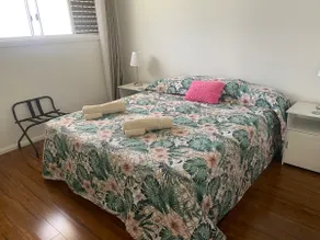 Allawah -Stay, Rest & Sit. King bed, private accom - Image 2