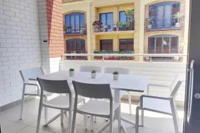Pearl on Pakenham- Central w Balcony - Image 4