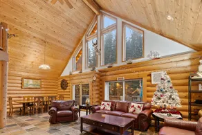 Hawthorn Cabin - Image 2