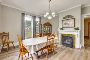 Mtn Views & Idyllic Setting! Clifton Forge Retreat - Image 4