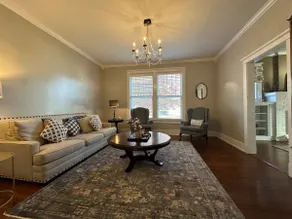Historic Clinton Craftsman - Image 2