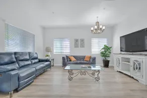 Family 4BR/3.5BA Home • Near ONT & Disneyland - Image 2