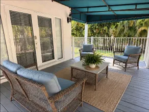 Designer Shenandoah House - Image 4