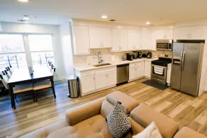 The Elegant Suite - 2BR with Great Amenities - Image 4
