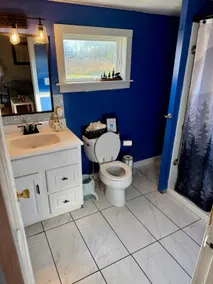 Lake View Home - Image 3