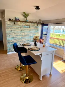 Lake View Home - Image 2
