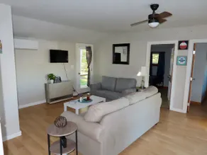Lake View Home - Image 5