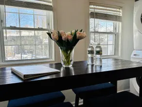 Lovely 2 bedroom apartment minutes from Boston - Image 4