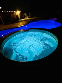 Riverside Serenity Spring Oasis|Spa/Pool/Mini Golf - Image 2