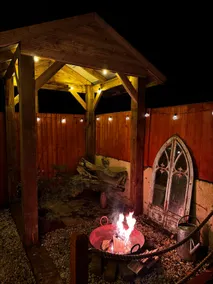Hot tub Retreat In The Valley's Of South Wales - Image 2