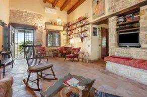 House of Olives - Image 5