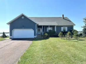 The Red Rock Beach House • Reduced Fall Rates! - Image 3