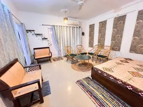 Hillside Mornings • Cozy 1 BHK+ Space Near AIIMS - Image 5