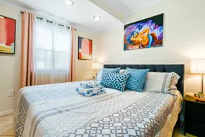 Elegant Palm Beach Suite Ultra-Private King Bed - Image 5
