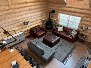 Grey Wolf Lodge-Pet friendly, with 3 king beds. - Image 3