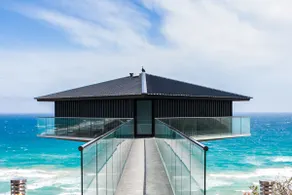 The Pole House - Image 2