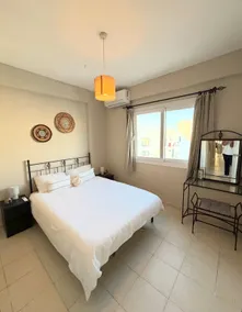 Luxury 3 Bedroom penthouse apartment with pool - Image 5
