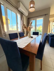 Luxury 3 Bedroom penthouse apartment with pool - Image 3