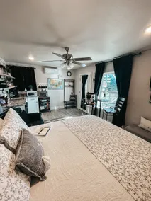 Cozy Longhorn Suite with pool and outdoor spa - Image 4