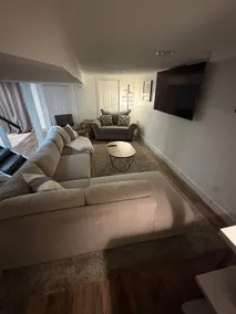 Newly Remodeled! 3 bed 2 bath. CLEAN <5mi to ND! - Image 3