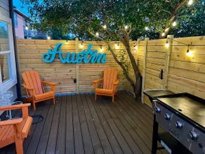 East ATX Oasis: Hot Tub, Pvt Deck, Rainfall Shower - Image 5