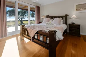 Tranquility Point - 4BR w/ Lake Access, BBQ & More - Image 4