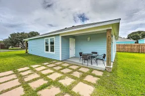2 Mi to Boating: 'RR Sea House' in Aransas Pass! - Image 3