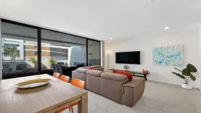 THE HARMONY SUITE | WIFI , Short walk to beach | Accom Holidays - Image 4