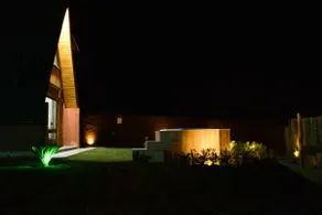 MW CHALET with Jacuzzi in a condominium with a dam - Image 3