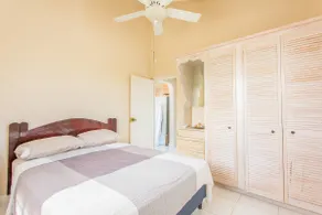 Ocean-View Balcony Near Speightstown & Beaches - Image 4