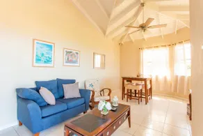 Ocean-View Balcony Near Speightstown & Beaches - Image 2