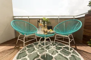Bright & Spacious w/ Terrace & AC | Next to Metro - Image 5