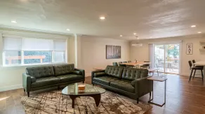 Lux Kirkland Home, 4 Beds | Large Backyard | BBQ - Image 4