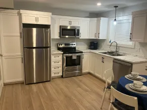 Home Sweet Home - Modern Suite - Image 2