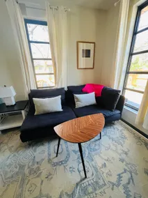 Beautiful suite with separate entrance. - Image 2