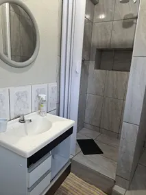 little place - Image 2