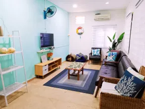 Aura Bluewave Beach House with Private Jacuzzi - Image 3