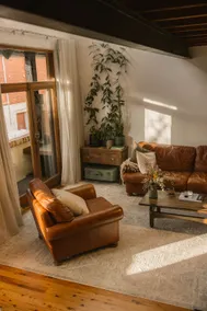 Orcades & Karoa: Luxurious light filled loft - Image 3