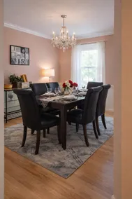 Spacious 4BR Executive Stay | Parking | Near DC - Image 2