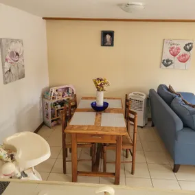 Cymberline - Sleeps 4+ Shared Pool and Jacuzzi - Image 4