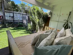 Cosy Cottage with Private Garden - Walk to Town - Image 2