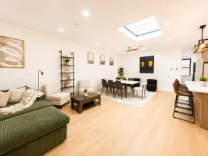 Nolita 2500 Square feet Loft with 6 BR 2BA - Image 2