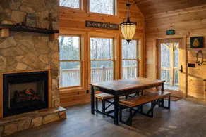 Mountain cabin Mount Airy, NC w/ 5 master bedrooms - Image 3