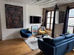 Saint Honore Street, Palais Royal, A/C in bedroom - Image 4